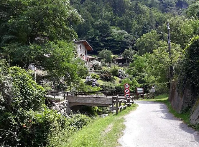 Naquane 2 Bed & Breakfast 3*
